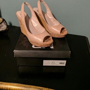 Market beige sandles